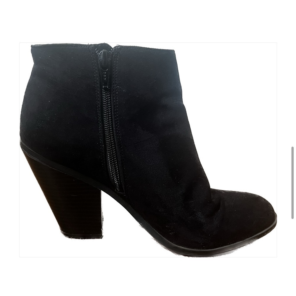 Banana Republic Suede Booties | Black | 7.5 - Picture 3 of 7